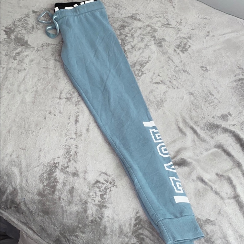 $12 - Picture 3 of 3